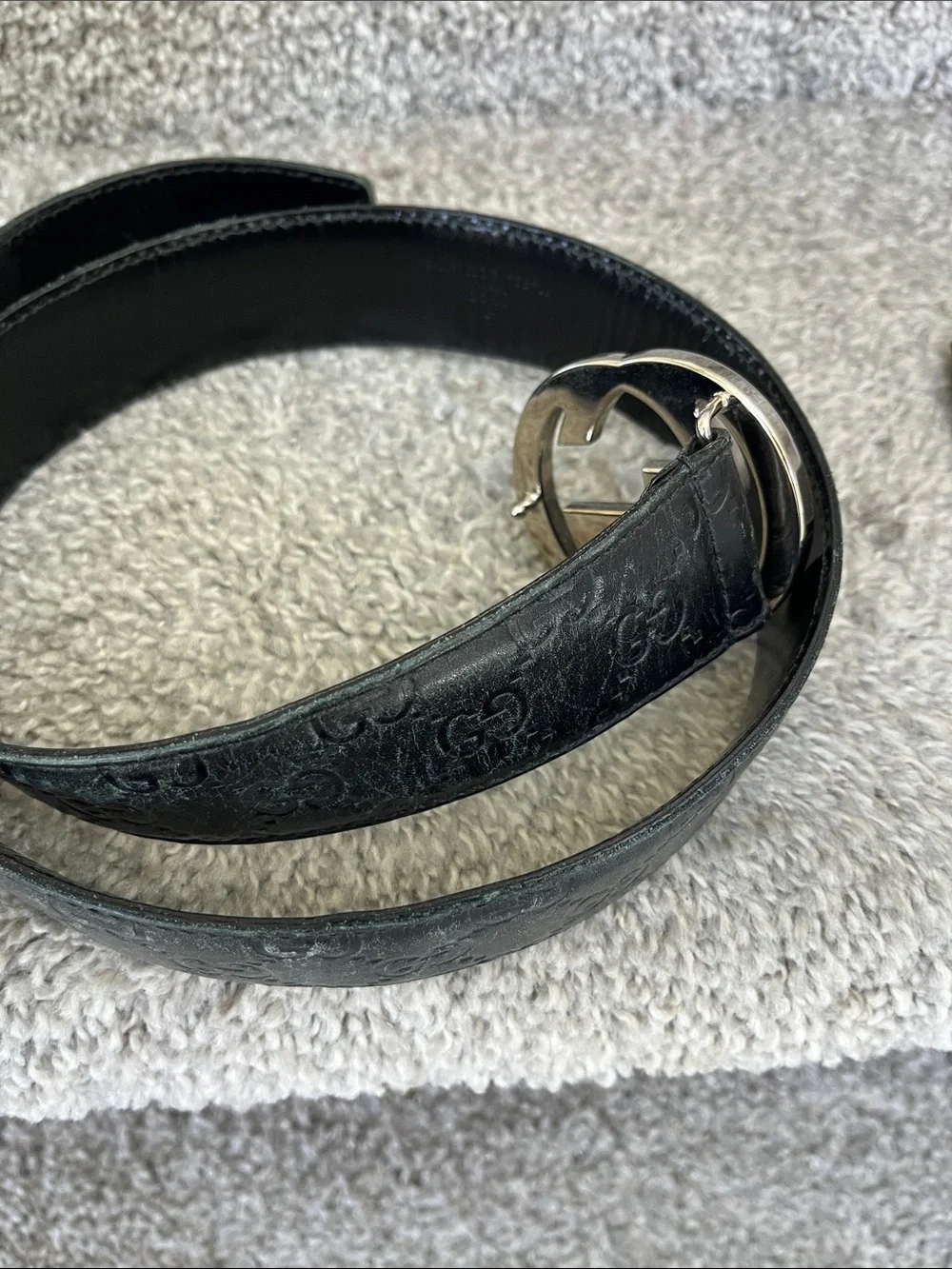 Gucci Black Leather Men's Belt with Silver Double G Logo Buckle
